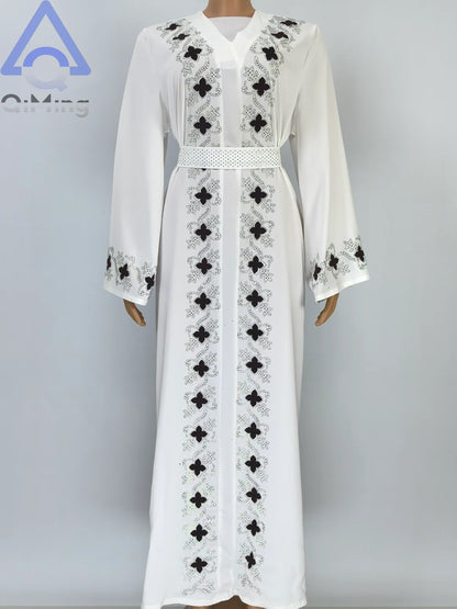 Muslimische Diamanten Robe Frau Floral geschlossen Abaya mit Hijab Set Dubai Luxus arabische Ramadan Kleider Islam malaysische Gebet Outfit