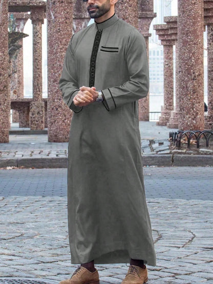 Islamischer muslimischer arabischer Herrenmantel mit langen Ärmeln und besticktem Stehkragen, arabischer Thobe für Männer